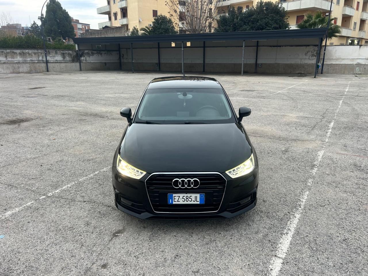 Audi A1 1.4 TDI ultra S tronic line