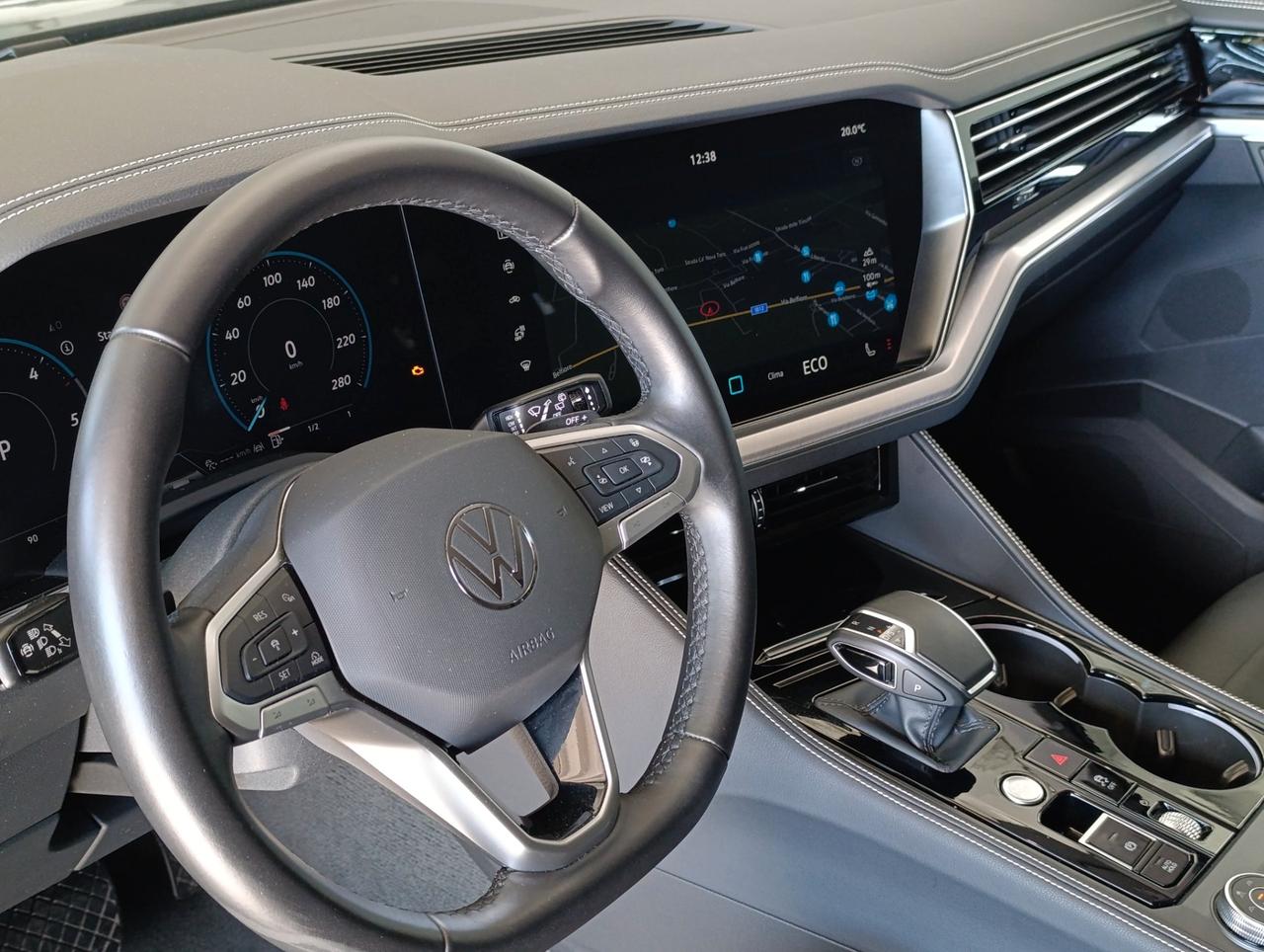 Volkswagen Touareg 3.0 V6 tdi scr Elegance 231cv auto