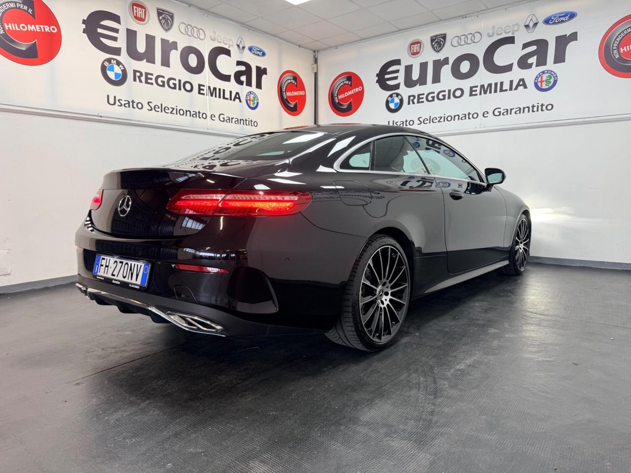 Mercedes-benz E 220 d 194cv Coupé Premium Amg 03/2017 Euro 6B