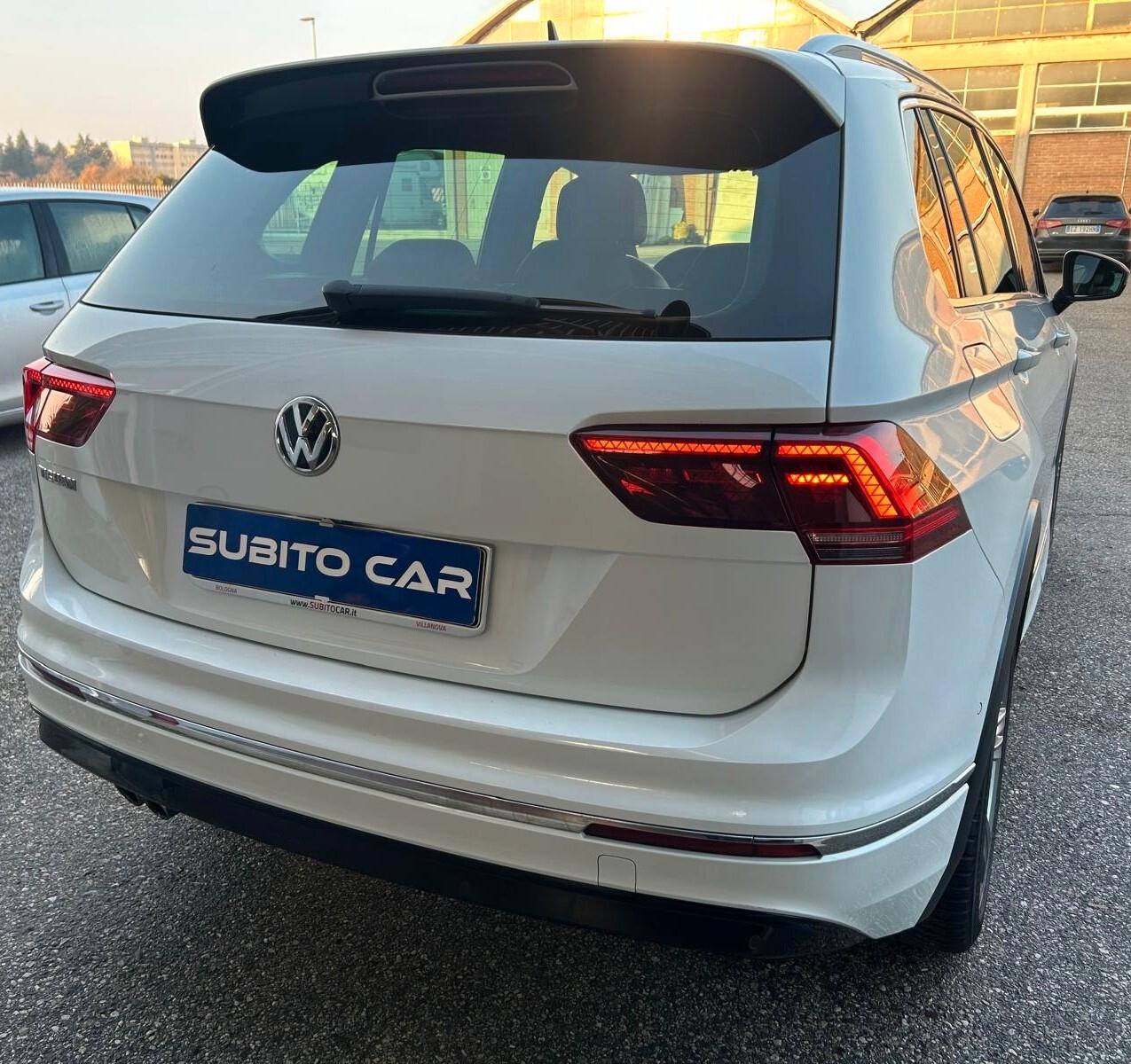 Volkswagen Tiguan 2.0 TDI SCR DSG R-LINE INTERNO ED ESTERNO