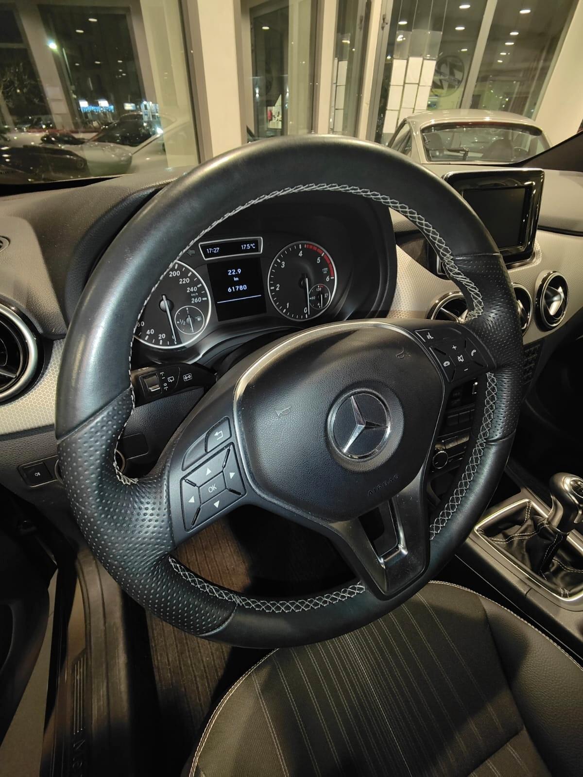 Mercedes-benz B 180 CDI BlueEFFICIENCY Premium