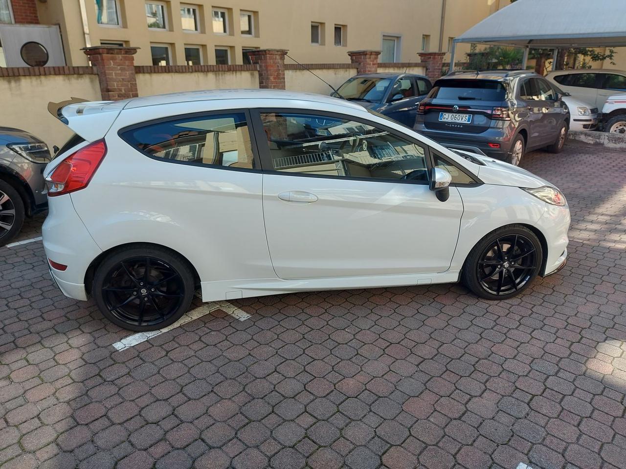 Ford Fiesta ST 1.6 EcoBoost ST Line