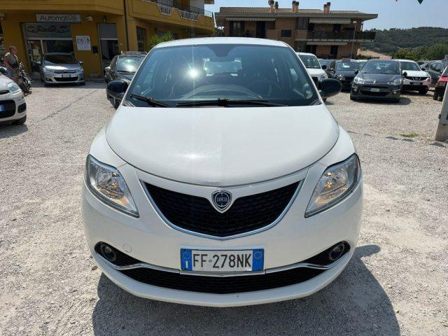 LANCIA Ypsilon 0.9 TwinAir 85 CV 5 porte Metano Ecochic Gold