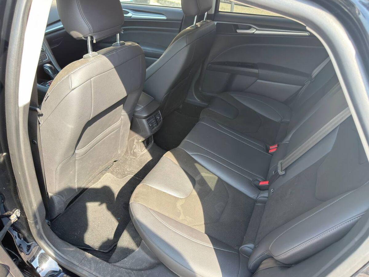 Ford Mondeo 2.0 tdci Titanium Business s&s 180cv powershift my17