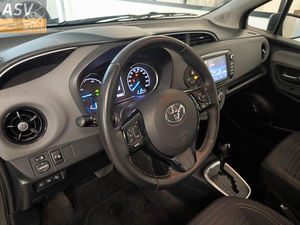 Toyota Yaris 1.5 Hybrid 5 porte 1.5h Business