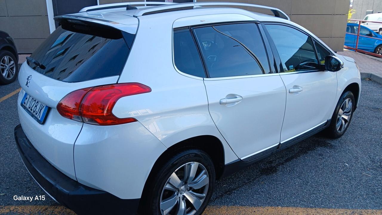 Peugeot 2008 1.2 VTi 82CV Allure
