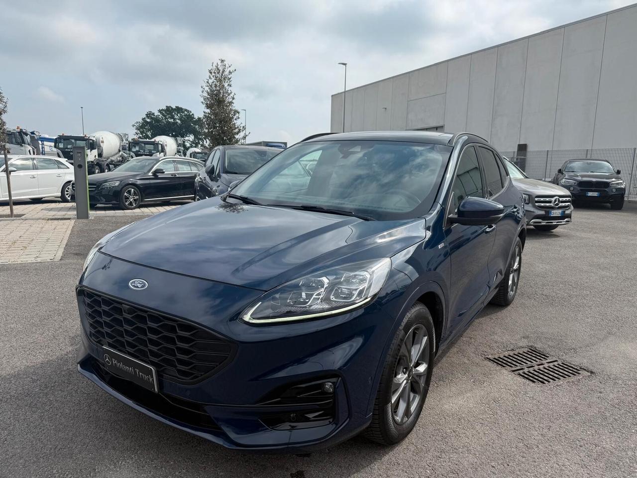 Ford Kuga 2.5 Full Hybrid 190 CV CVT 2WD ST-Line