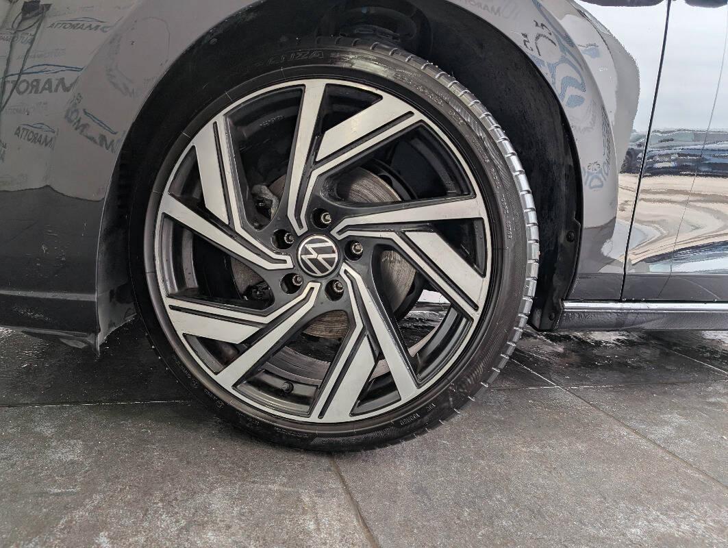 Volkswagen Golf 2.0 tdi Life 115cv dsg