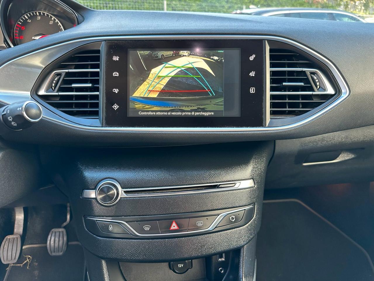 Peugeot 308 BlueHDi 150 S&S SW Allure