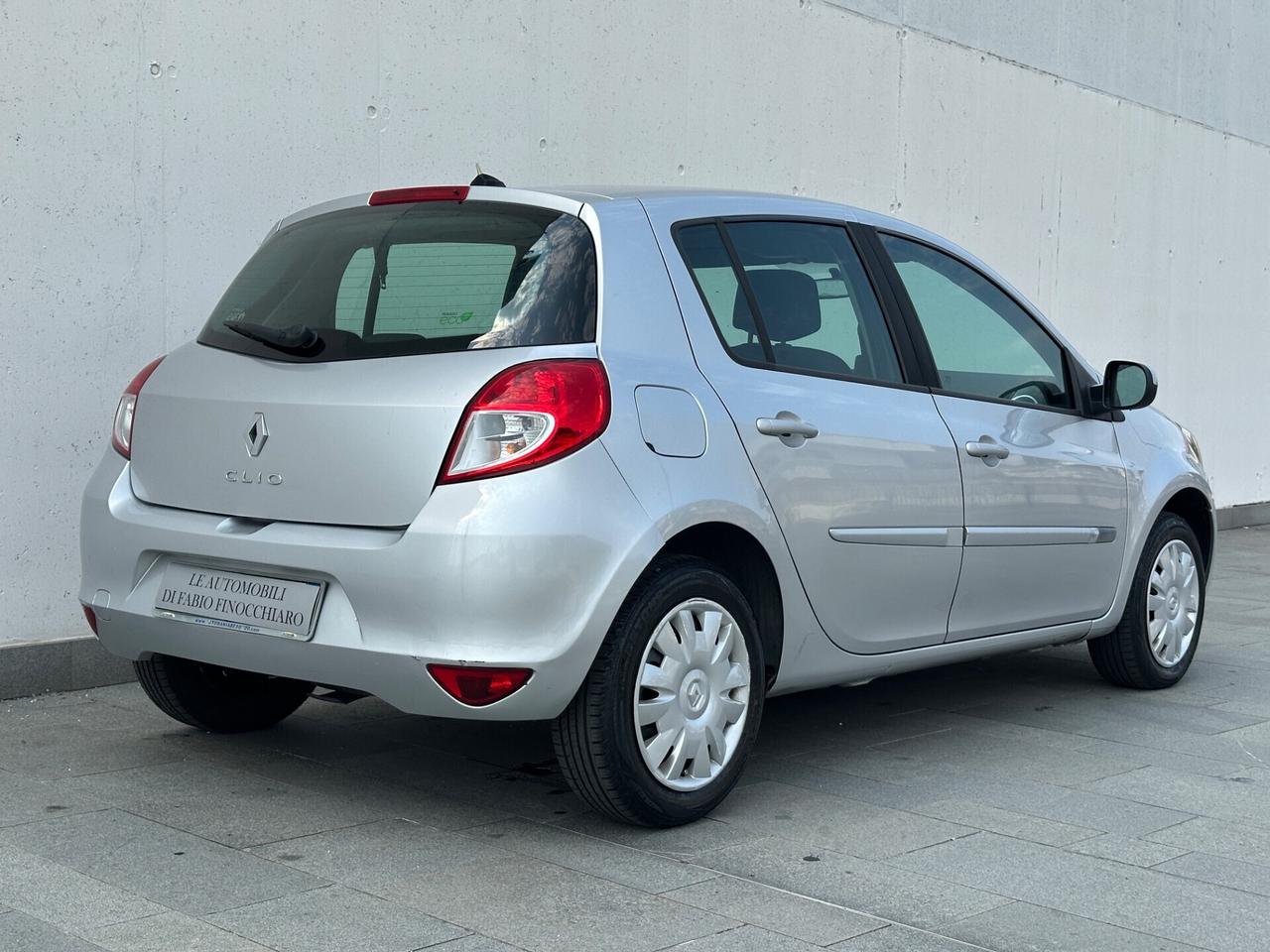 Renault Clio 1.2 16V 5 porte Luxe