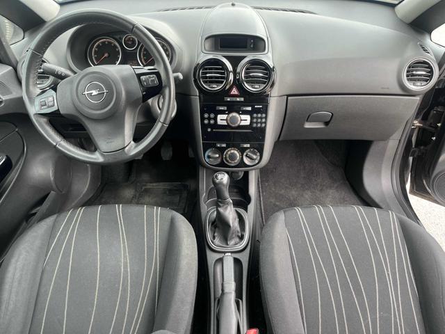OPEL Corsa 1.2 3 porte Sport