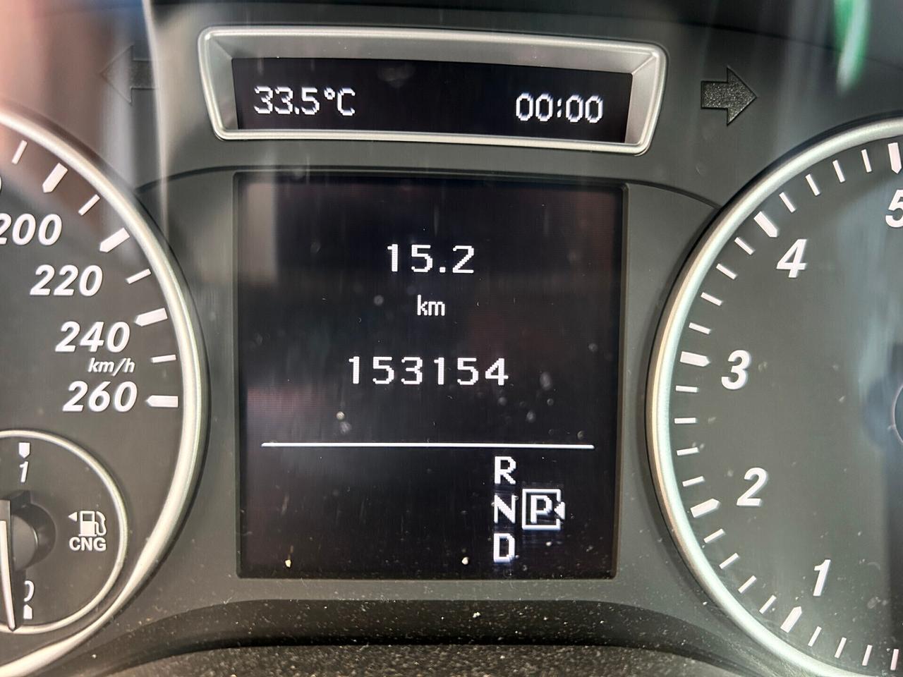 Mercedes-benz B 200 NGD - 2014 Incidentata