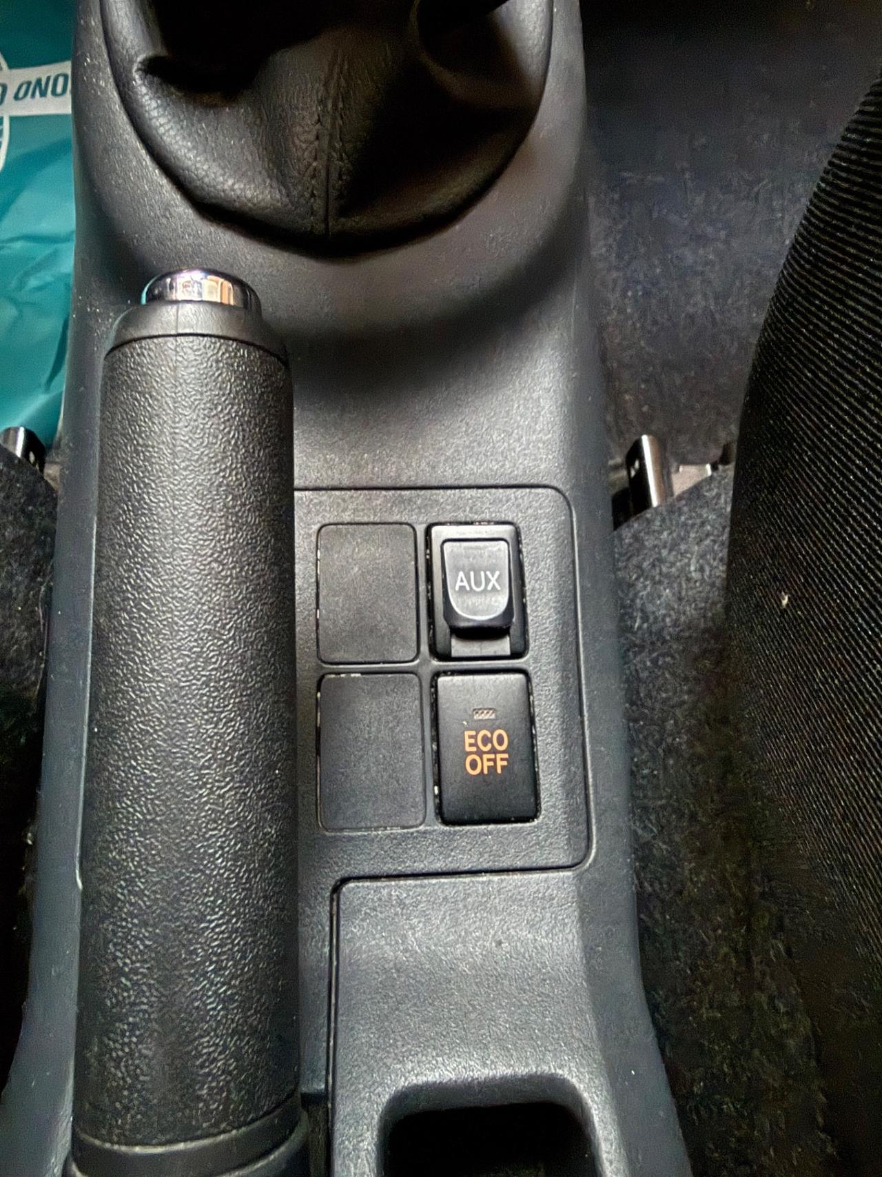 Toyota Yaris 1.3 Neopatentati Euro 5