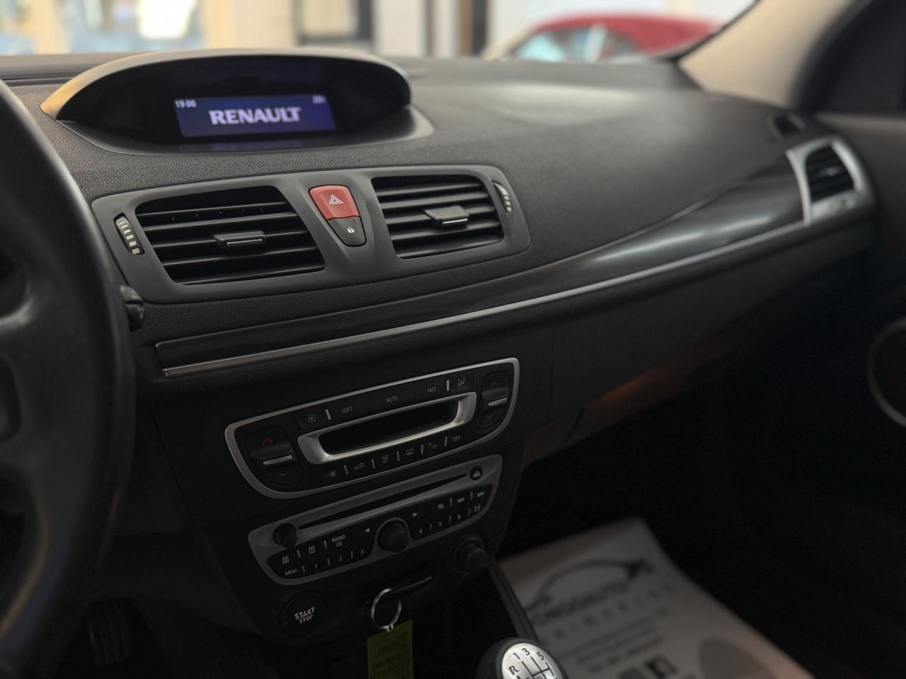 RenaulMégane Coupé 1.5 dCi 110CV Luxe