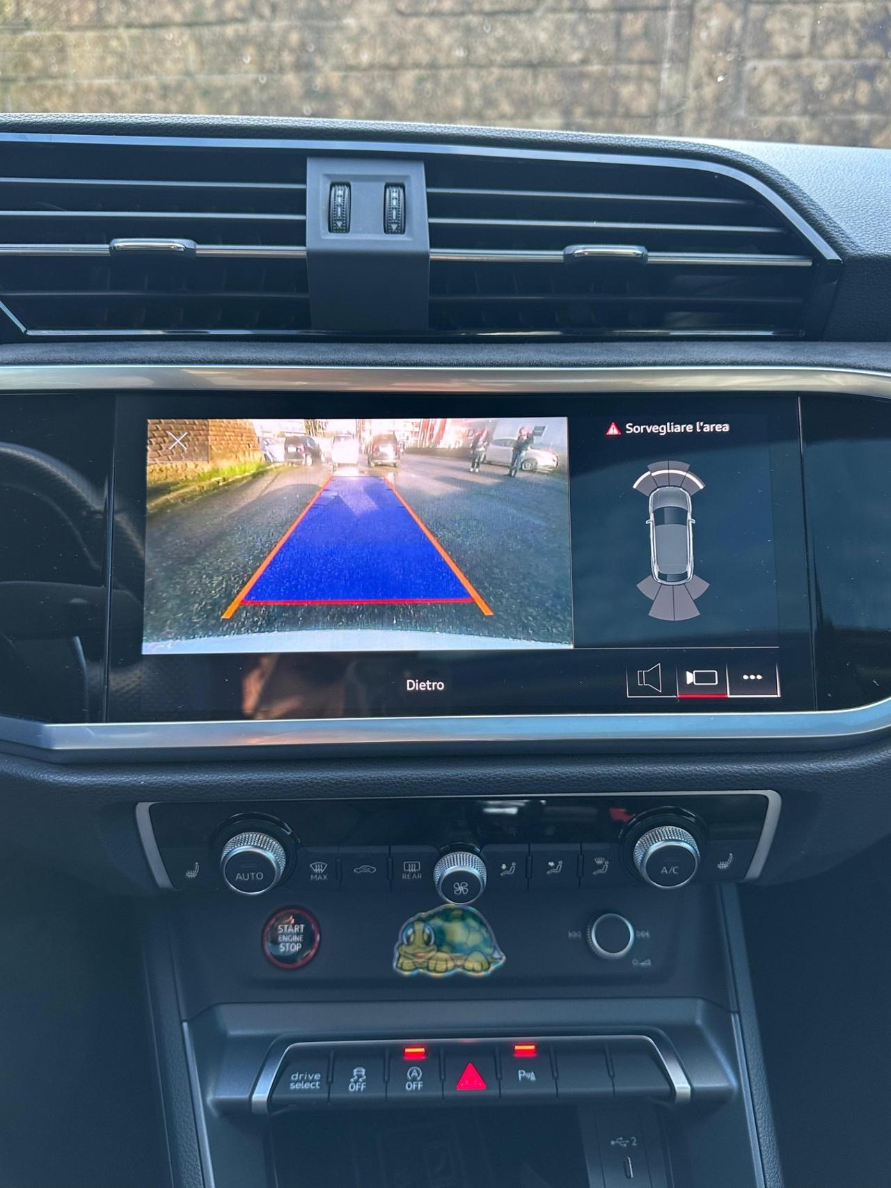 Audi RSQ3 SPB quattro