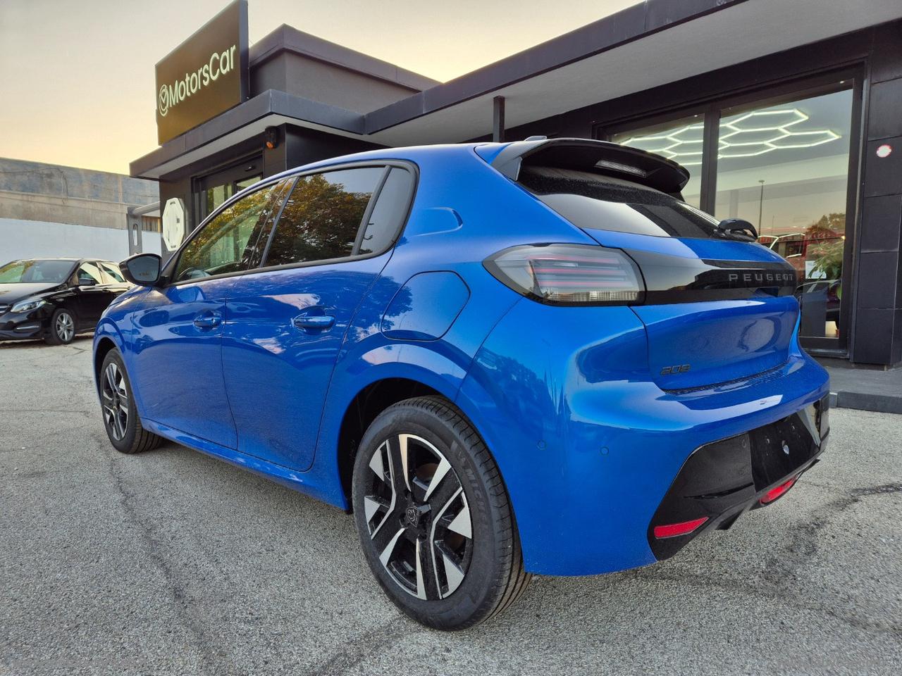PEUGEOT 208 PureTech 100 S&S 5p. Allure