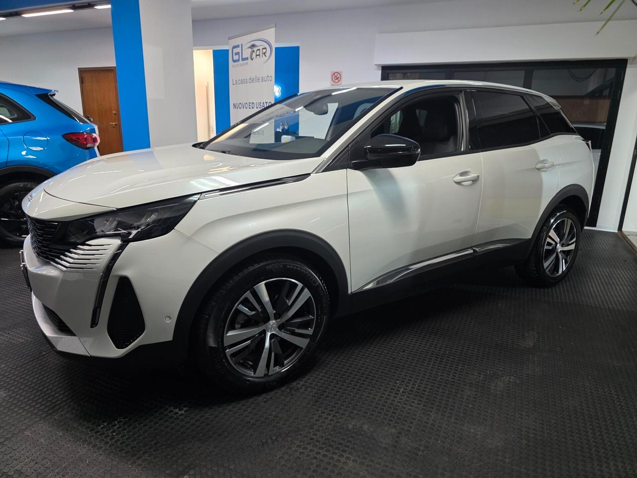 Peugeot 3008 1.5hdi 2023 EAT8 Allure