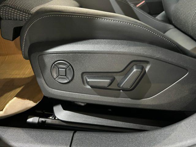 AUDI A3 SPB 35TFSI Stronic S line Sline BLACL LINE/MATRIX