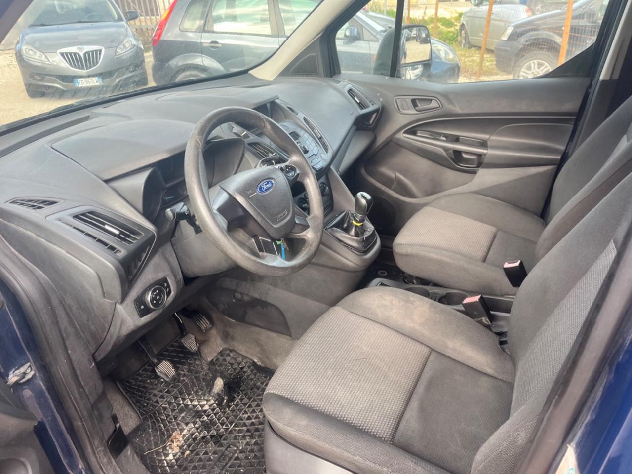 Ford Tourneo Courier 1.5 TDCI 75 CV Plus