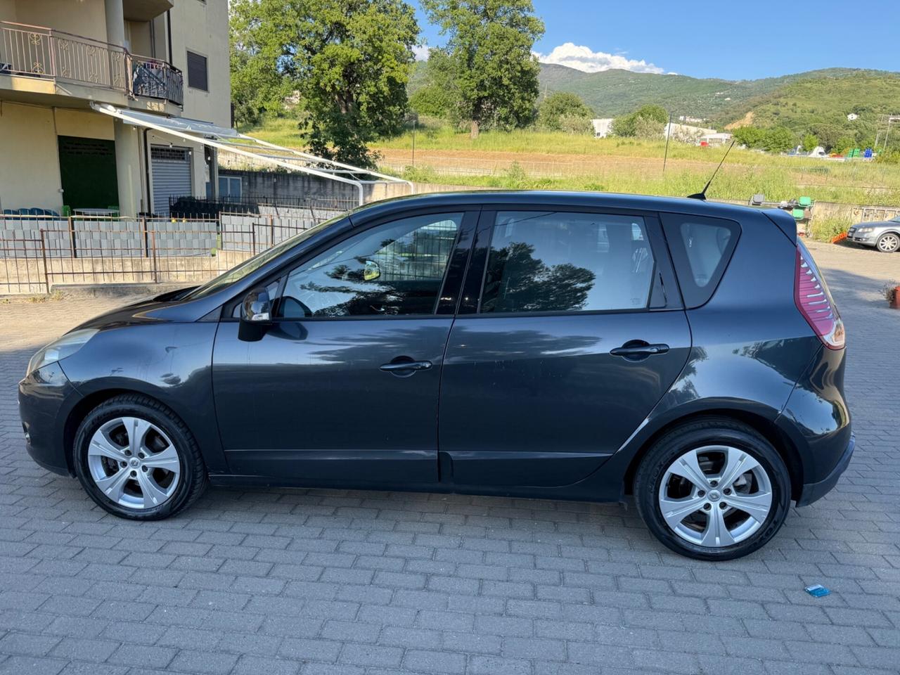 Renault Scenic Scénic X-Mod 1.5 dCi 110CV EDC Luxe