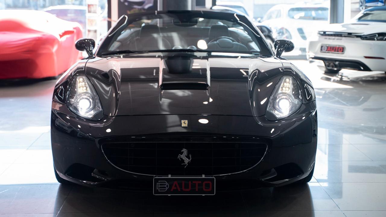 Ferrari California 4.3 DCT CABRIO CARBOCERAMIC 20" *SERVICE FERRARI*
