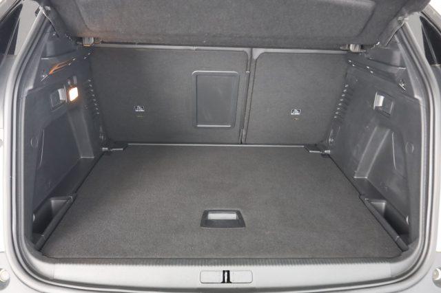 PEUGEOT 3008 3008 BlueHDi 130 S&S EAT8 GT