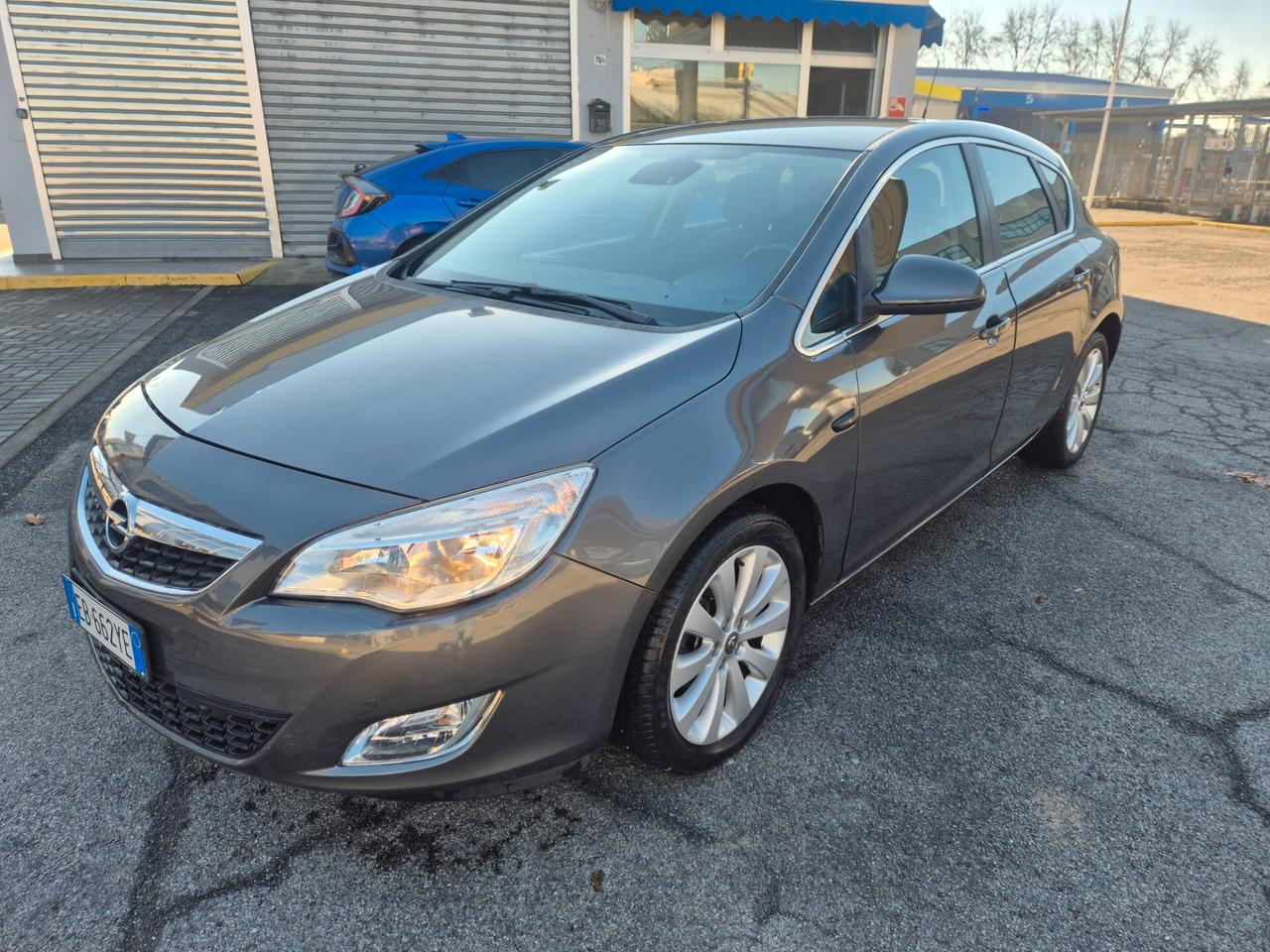 Opel Astra 1.4 Turbo 140CV 5 porte