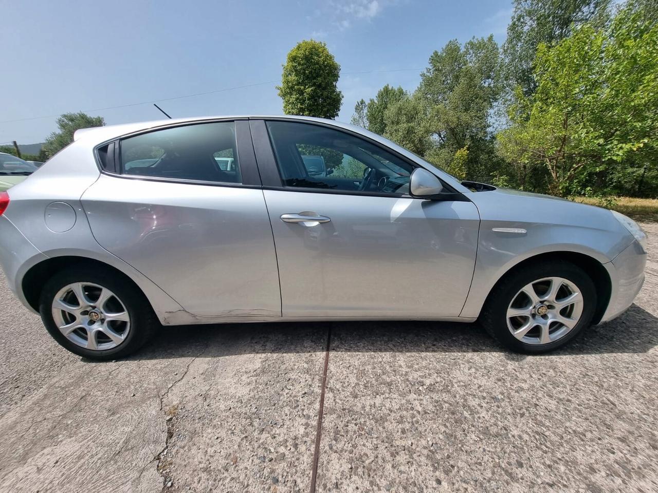 Alfa Romeo Giulietta 1.6 JTDm-2 105 CV Progression