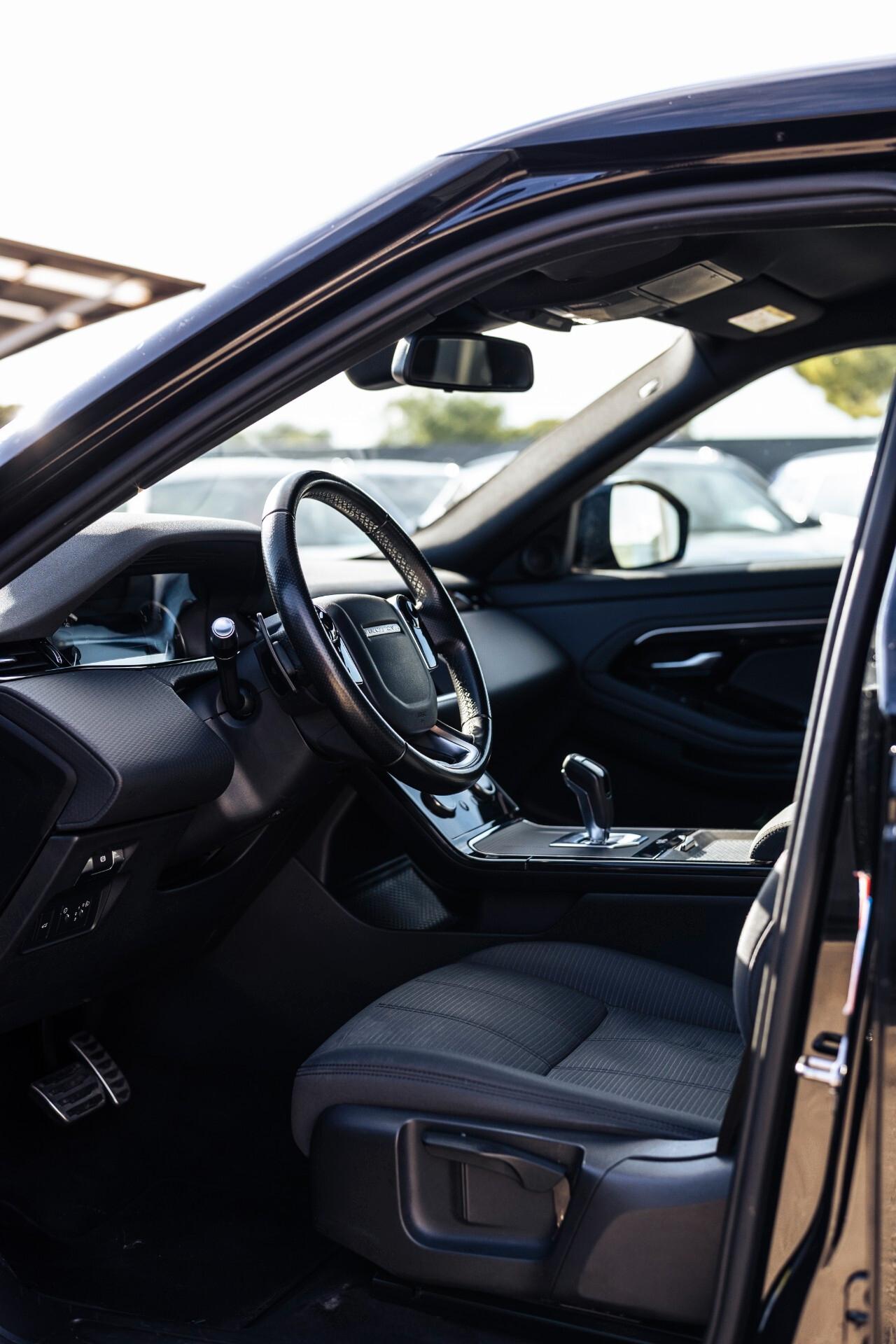 Land Rover Range Evoque 2.0D I4-L.Flw 150 cv R-Dynamic