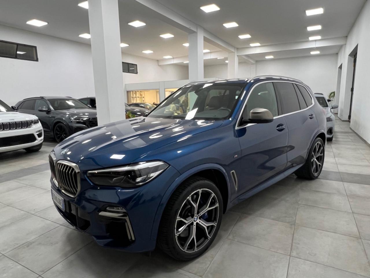 BMW X5 M 50d auto possibilità noleggio no scoring