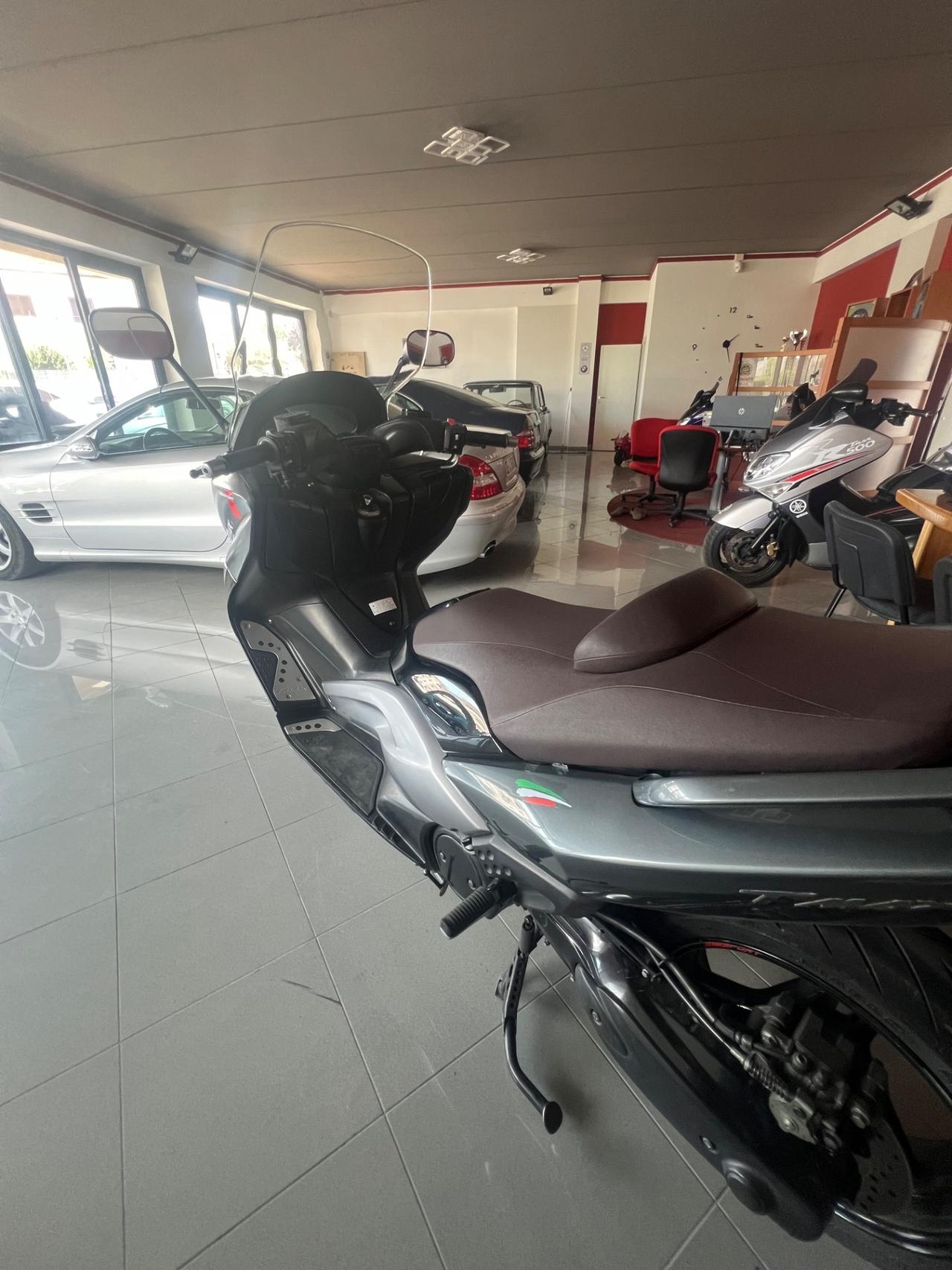 Yamaha T Max