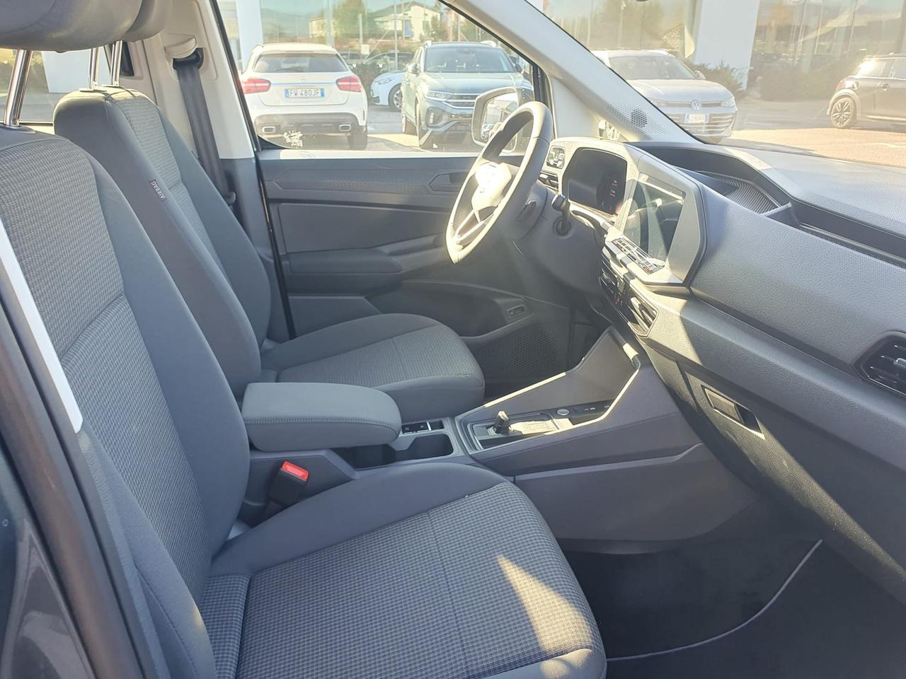 Volkswagen Caddy 1.5 phev 150cv space dsg