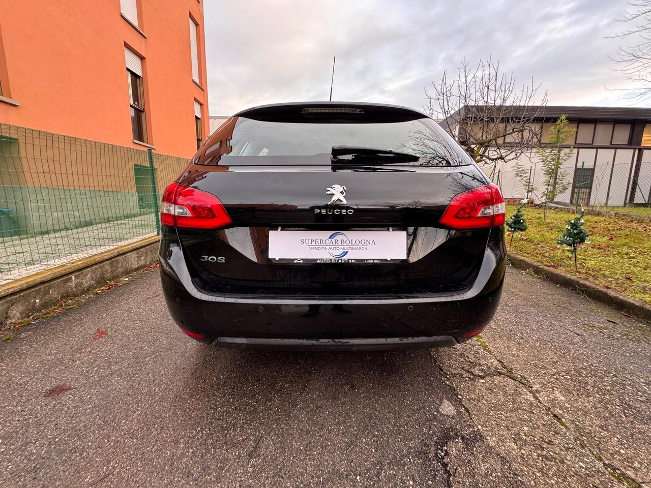 Peugeot 308 BlueHDi 130 S&S SW Allure