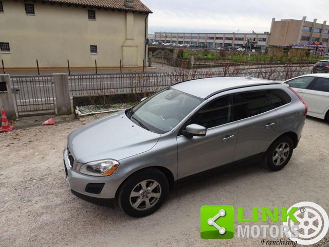 VOLVO XC60 D4 Geartronic Momentum