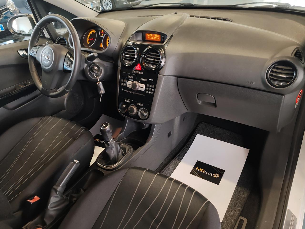 Opel Corsa 1.2 3 porte Club