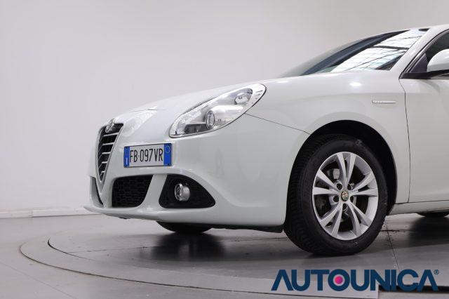 ALFA ROMEO Giulietta 1.6 JTDM-2 105 CV DISTINCTIVE NEOPATENTATI
