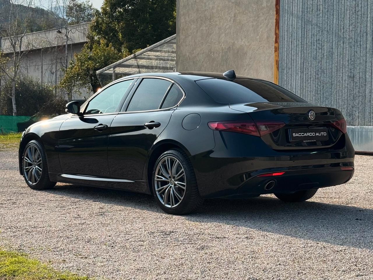 Alfa Romeo Giulia 2.2 Executive 160cv AT8 | PROMO