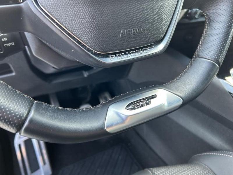 Peugeot 3008 PureTech Turbo 130 GT 18.500 KM!!