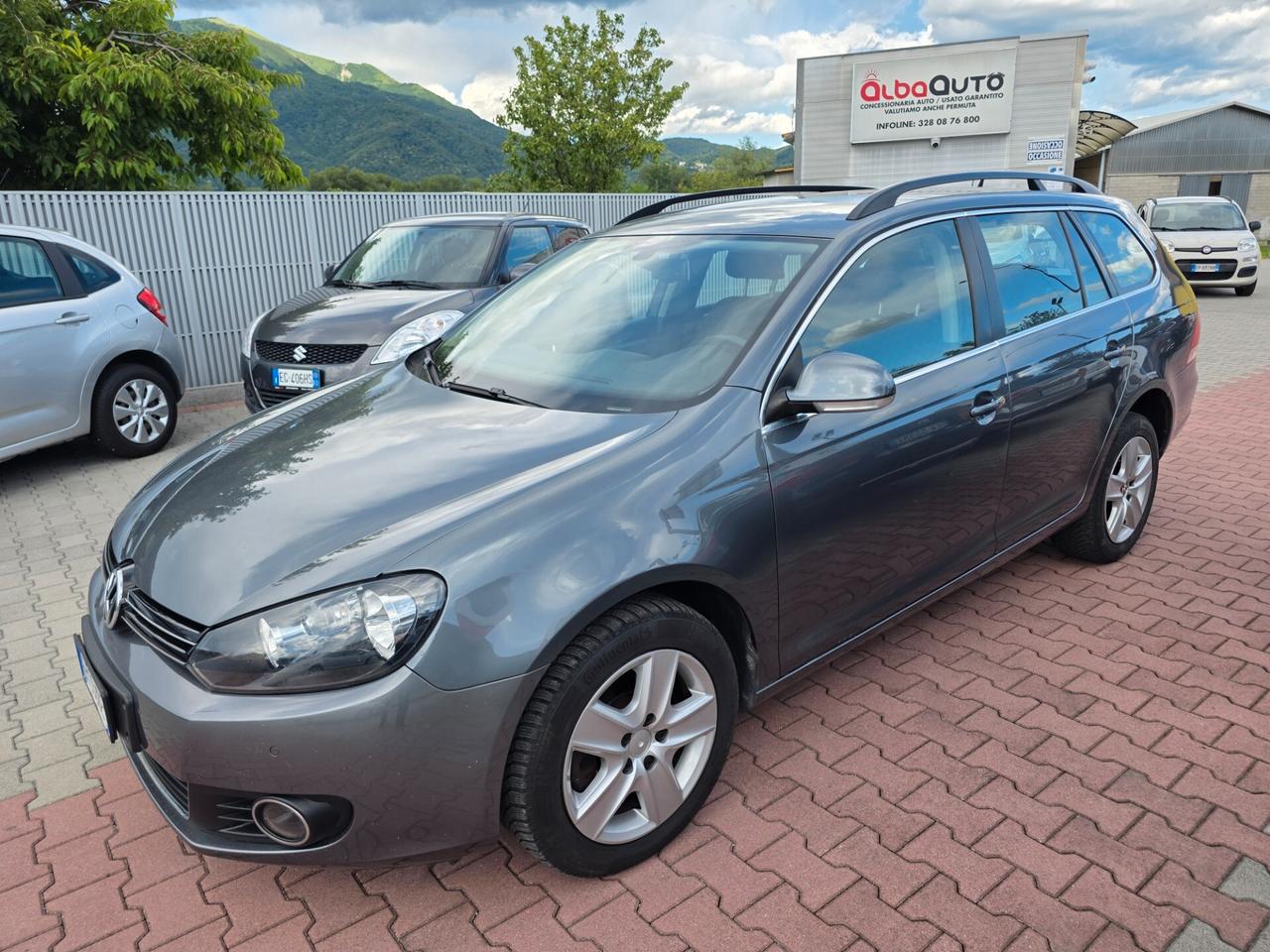 Volkswagen Golf Variant 2.0 TDI 140CV perfetta e garantita