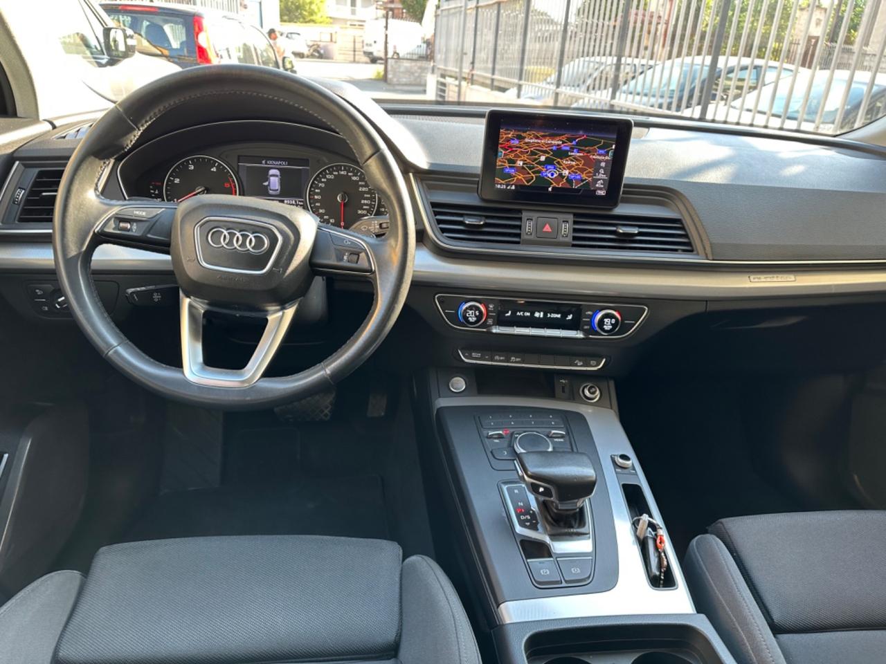 Audi Q5 2.0 TDI quattro S tronic Business Sport