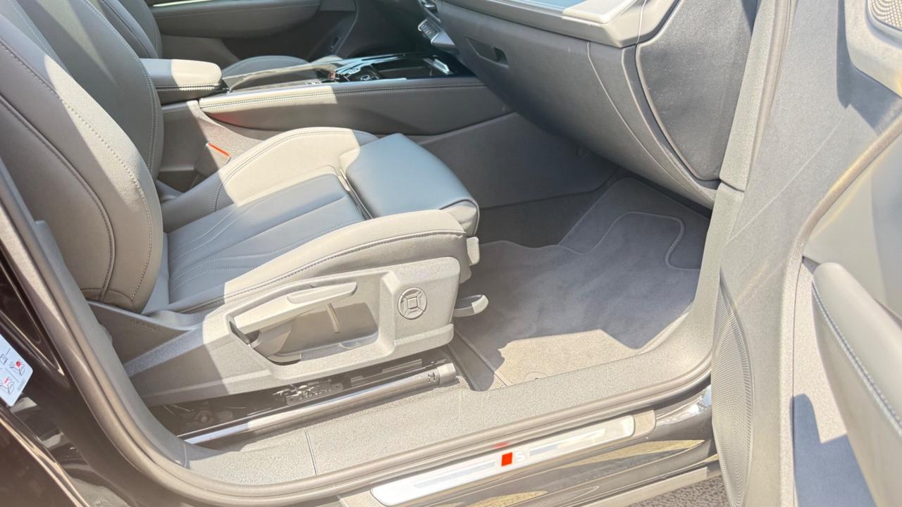 Audi Q3 SPB 40 TDI quattro S tronic line edition MATRIX PELLE TETTO APRIBILE NAVI KAMERA 360 PDC CERCHI