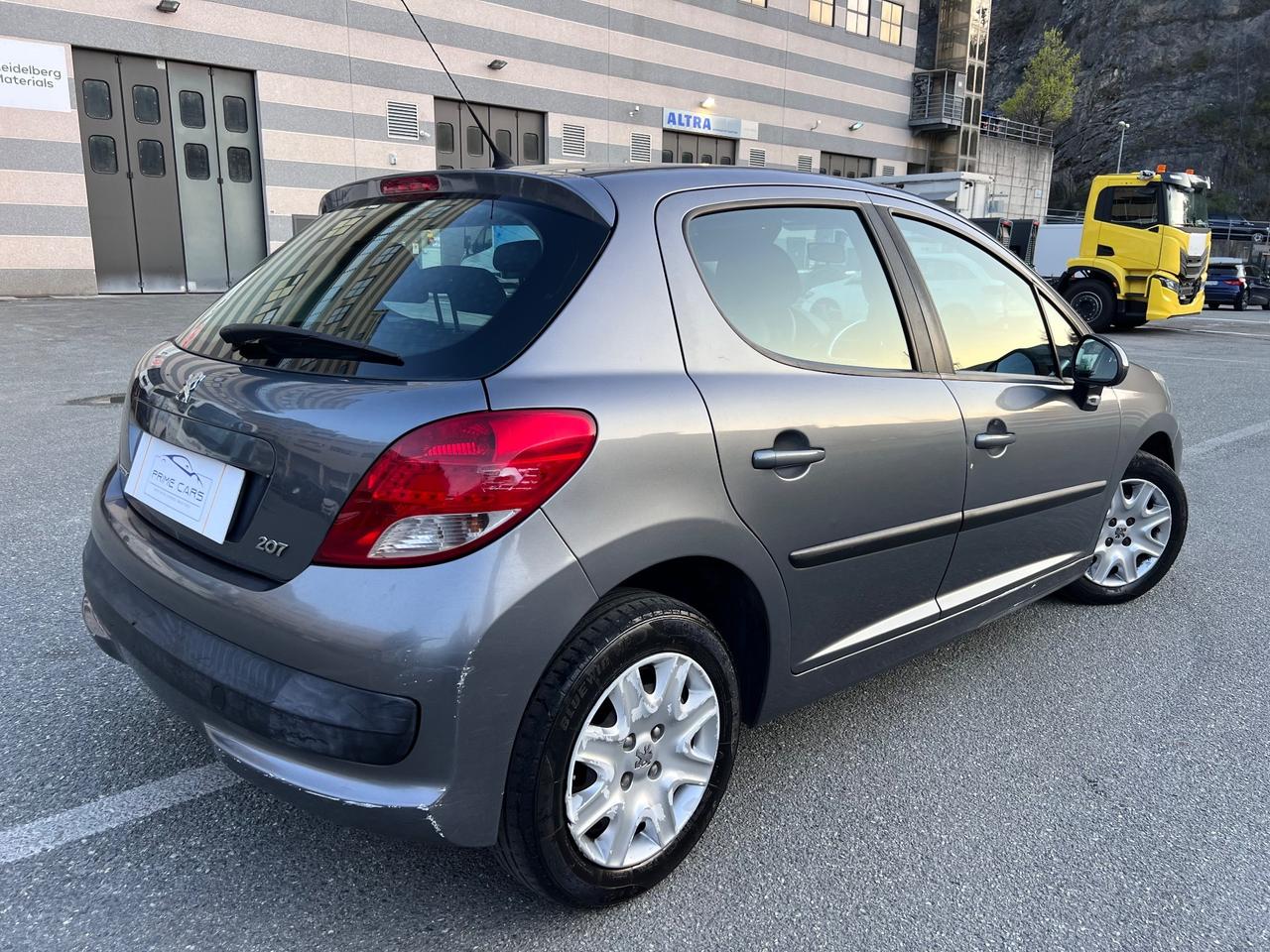 Peugeot 207 1.4 8V 75CV 5p. PERFETTA X NEOPATENTATI