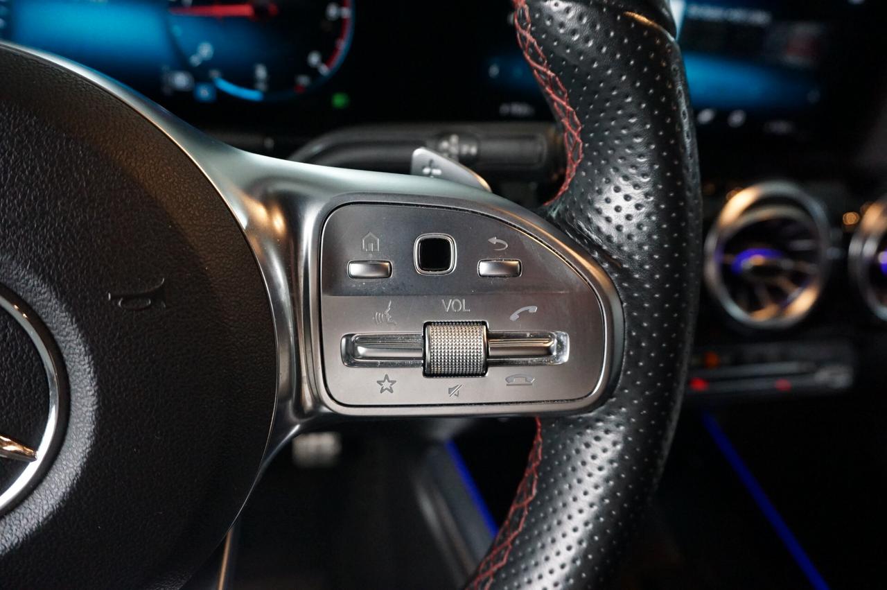 Mercedes-benz GLA 180 d Automatic Premium