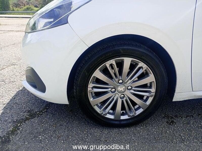 Peugeot 208 I 2015 Benzina 5p 1.2 puretech Allure s&s 82cv neopatentati