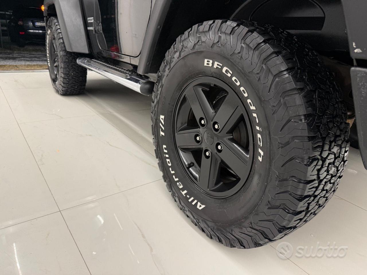 Jeep Wrangler 2.8 Unlimited CRD DPF Sport cabrio T