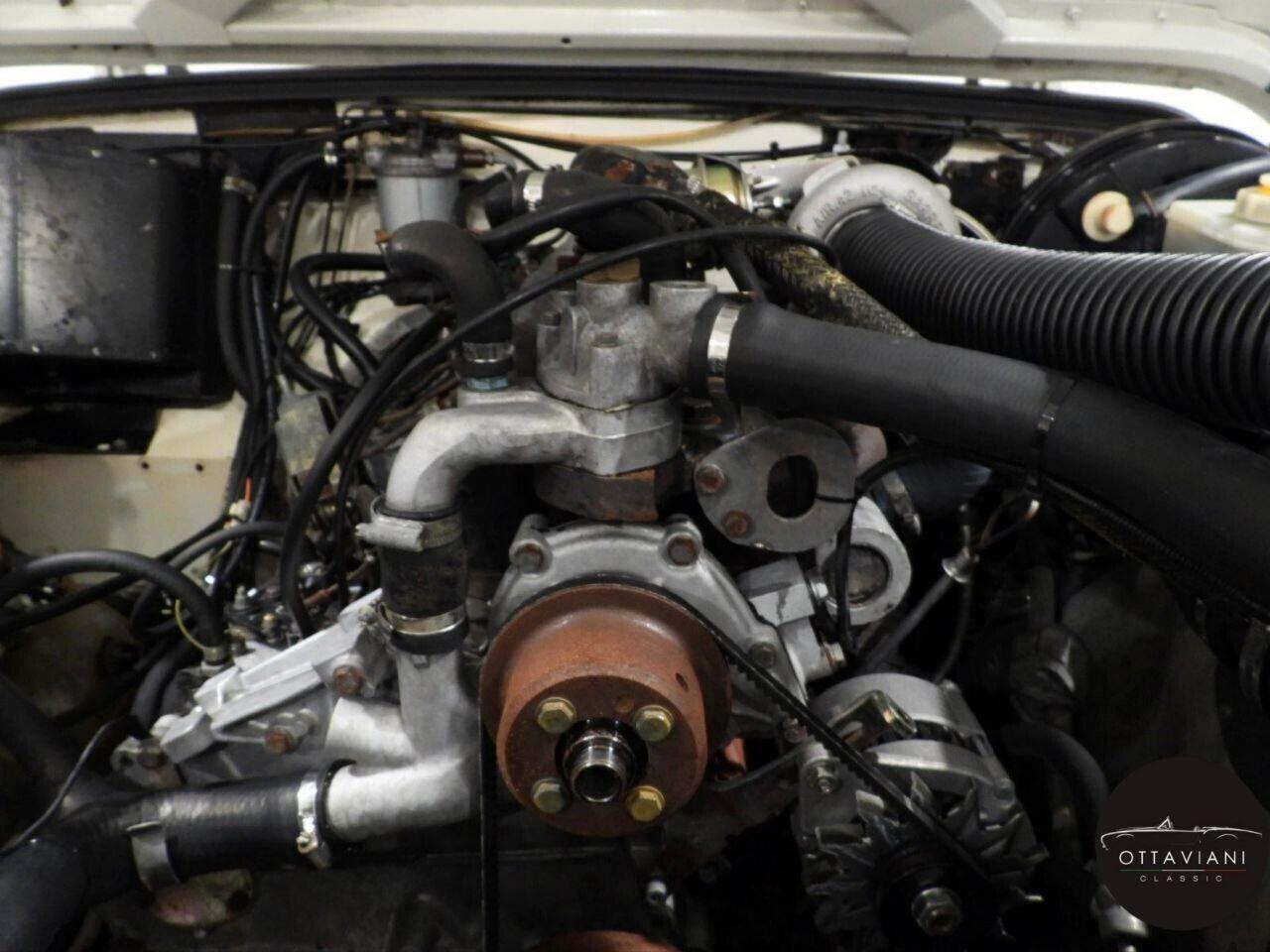 Land Rover Defender 90 turbodiesel Soft-top