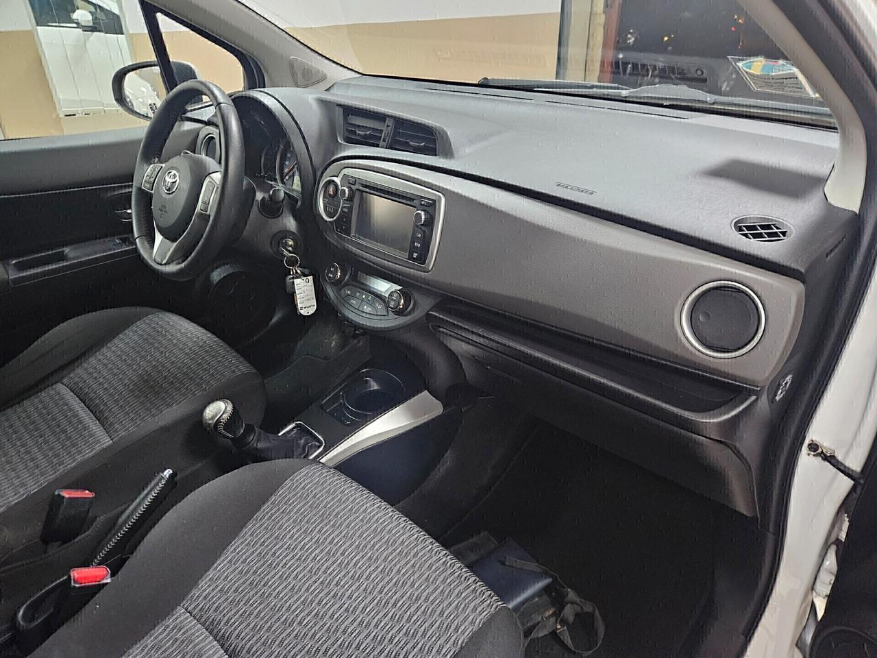 Toyota Yaris 1.0 5 porte Lounge