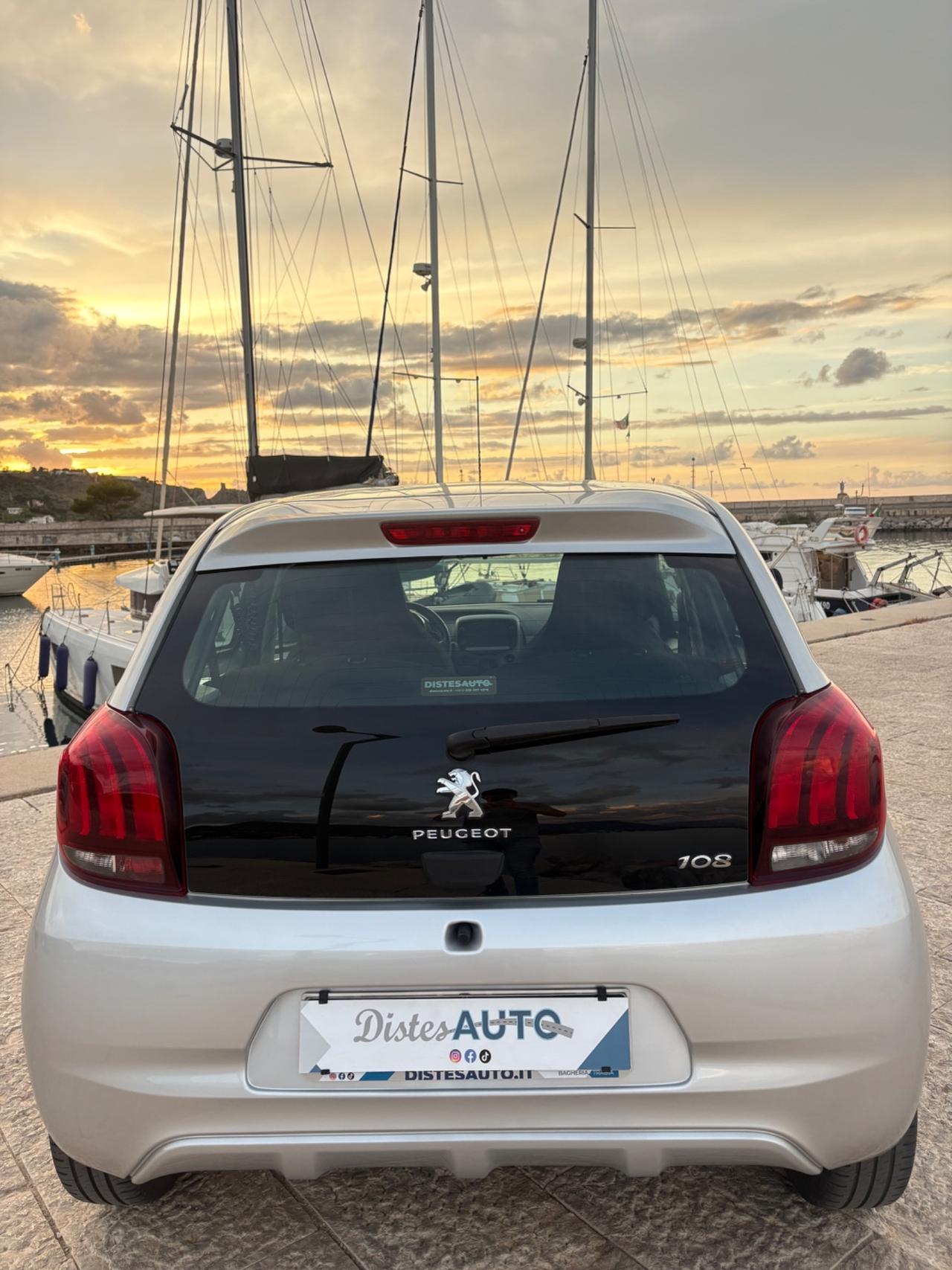 Peugeot 108 VTi 72 5 porte Allure