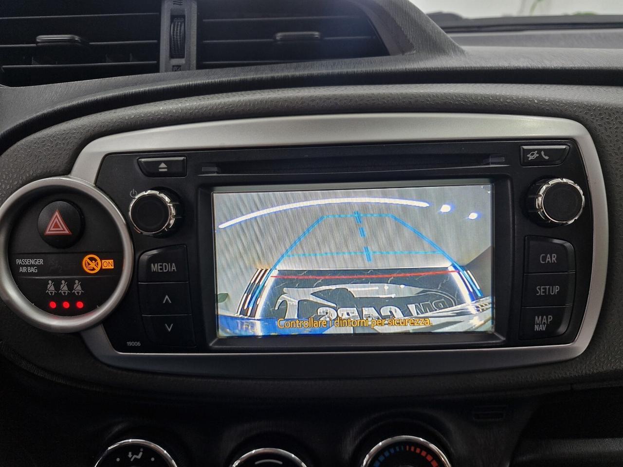 TOYOTA YARIS 1.0 BENZINA 69CV X NEOPATENTATI