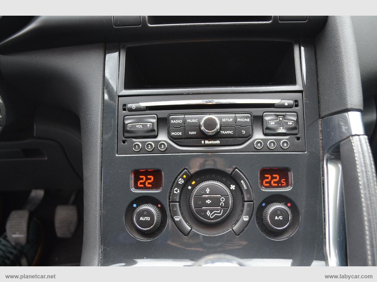 PEUGEOT 3008 1.6 HDi 115 CV Allure